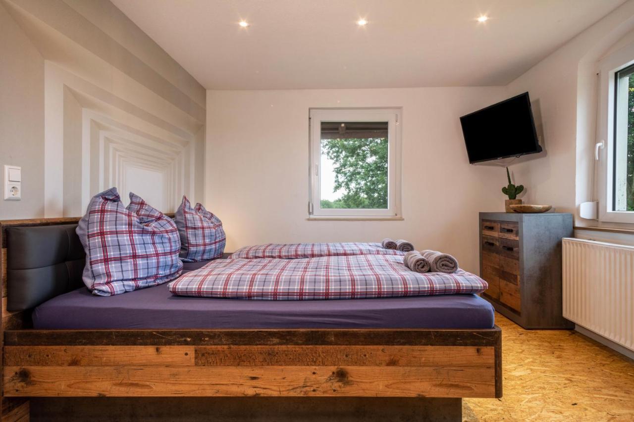 Ferienwohnung Ellenweiler Bis 15 P FDH Exteriér fotografie